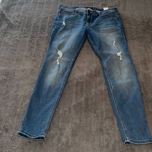 Hollister mid rise super skinny jeans
